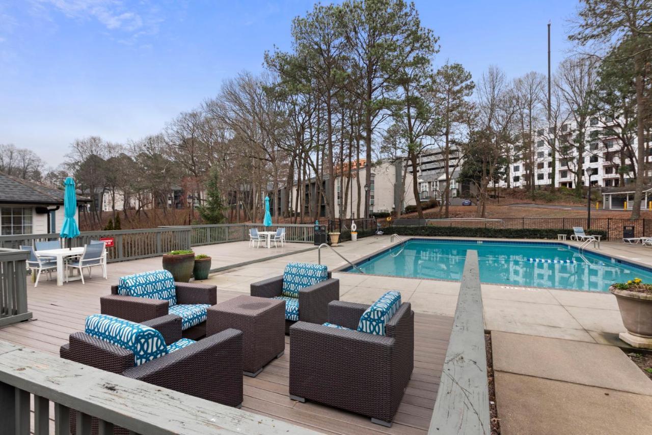 Truist Park Comfort Stays Atlanta Esterno foto