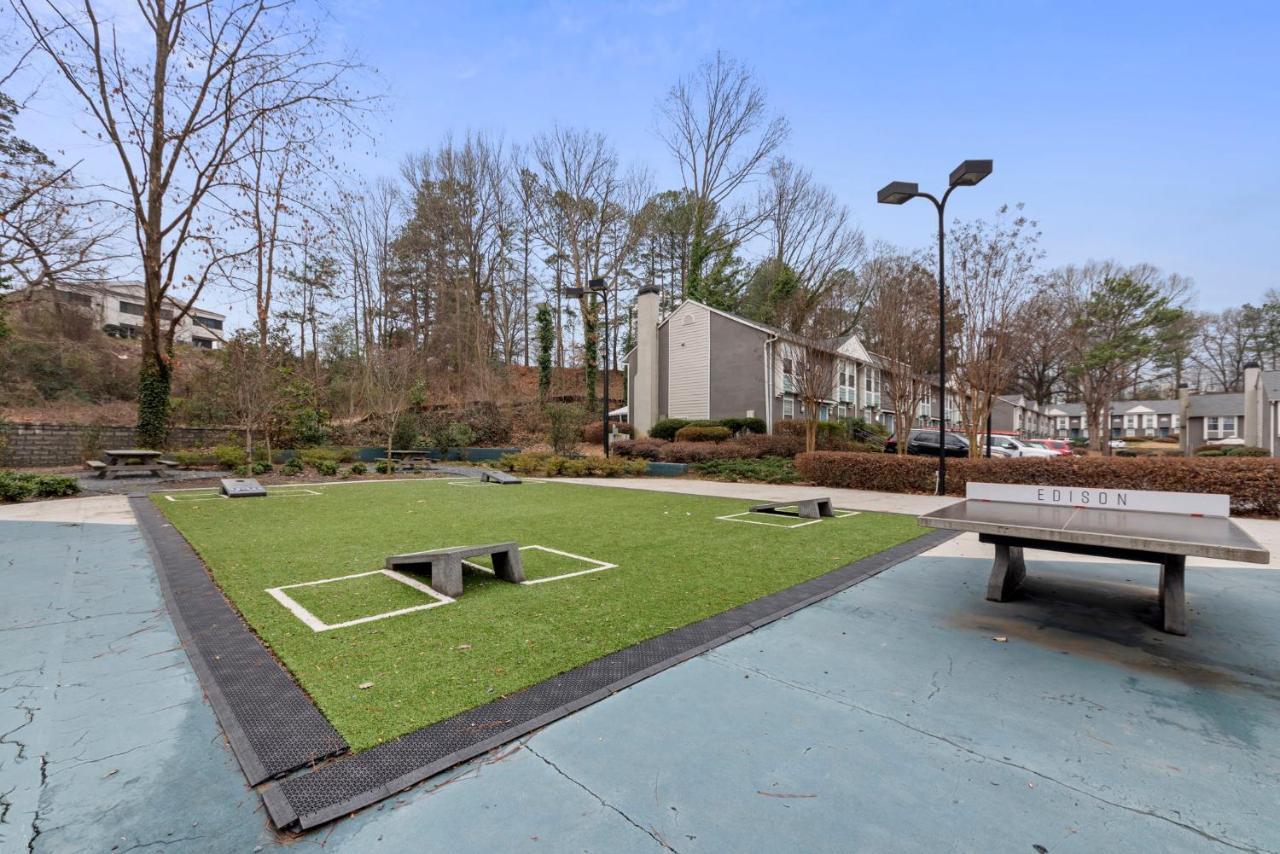 Truist Park Comfort Stays Atlanta Esterno foto