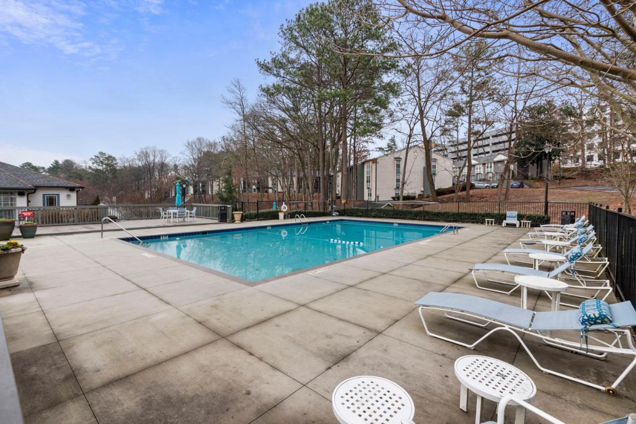 Truist Park Comfort Stays Atlanta Esterno foto