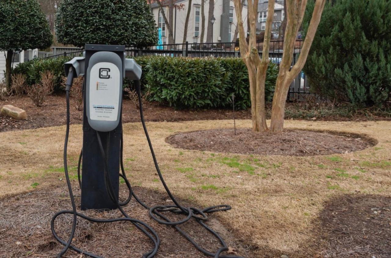 Truist Park Comfort Stays Atlanta Esterno foto